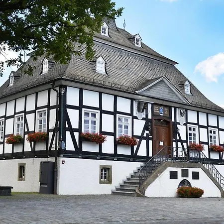 In Meschede-eversberg Naehe Winterberg Skiliftkarussell Apartment Meschede